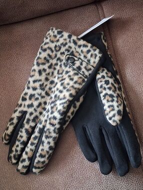 Time And Tru Leopard Print Faux Fur Gloves - Black & Tan L-XL